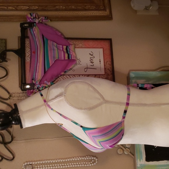 Gossip Bikini Size Small - Picture 6 of 6